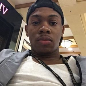 Meet your Posher, Corey